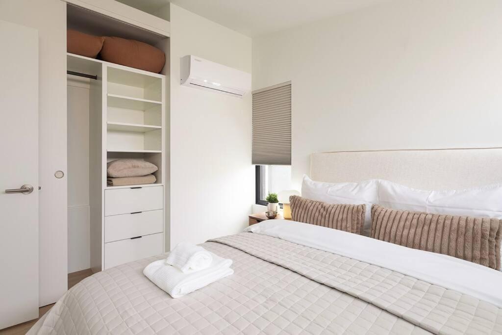 Casa Bramble Luxury 2Bed Suite Near Uofa Hospital Edmonton Exterior photo
